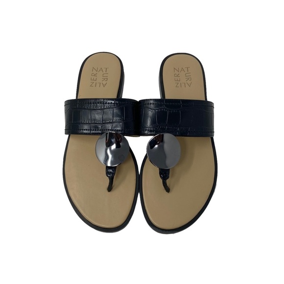 Naturalizer Black Animal Print Design. Size 7.5 - Picture 6 of 7